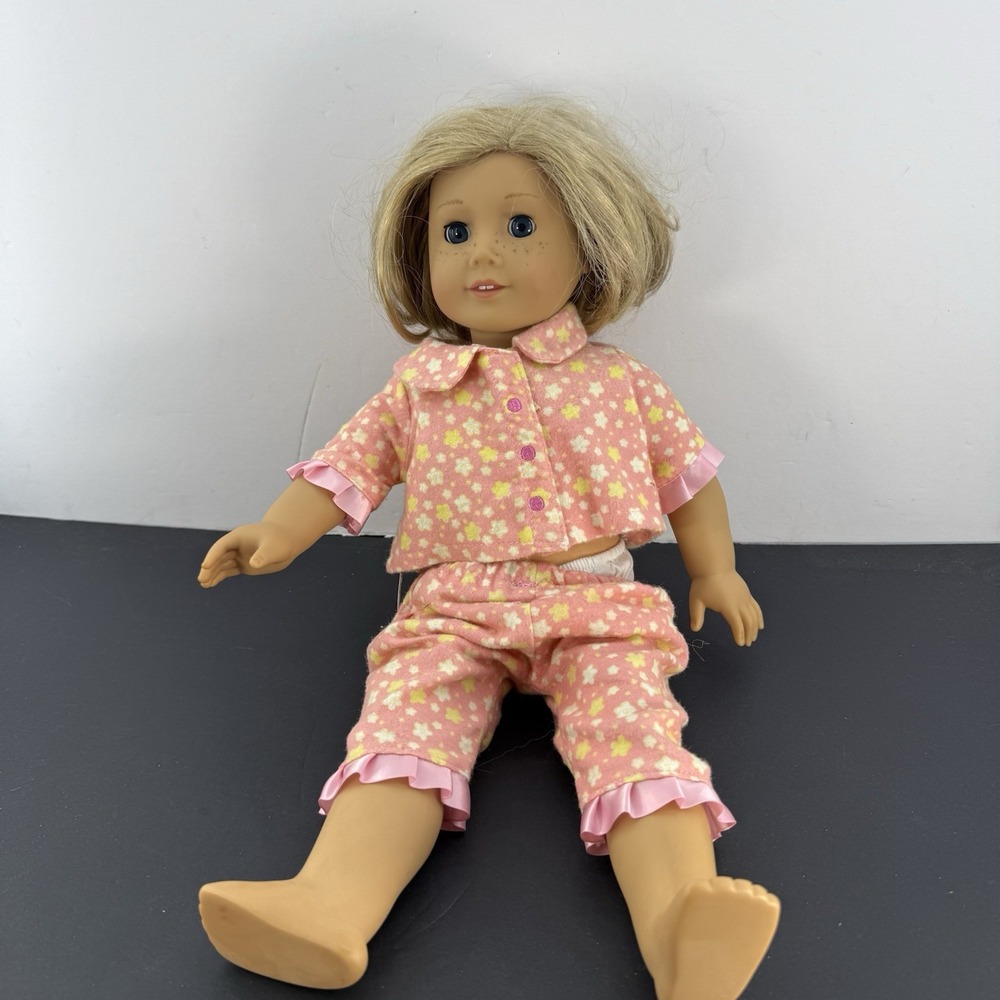 American Girl Kit Kittredge Doll 18" Blonde Blue Eyes Freckles Pajamas